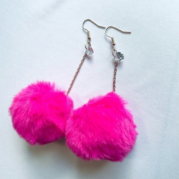 Barbie Style Pink Fluffy Pom Pom Drop Earrings  NWOT Hot Pink Perfect Gift - Picture 1 of 13